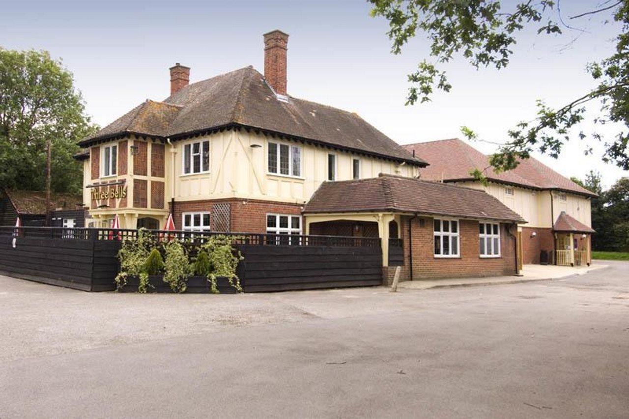 Premier Inn Lymington Bagian luar foto
